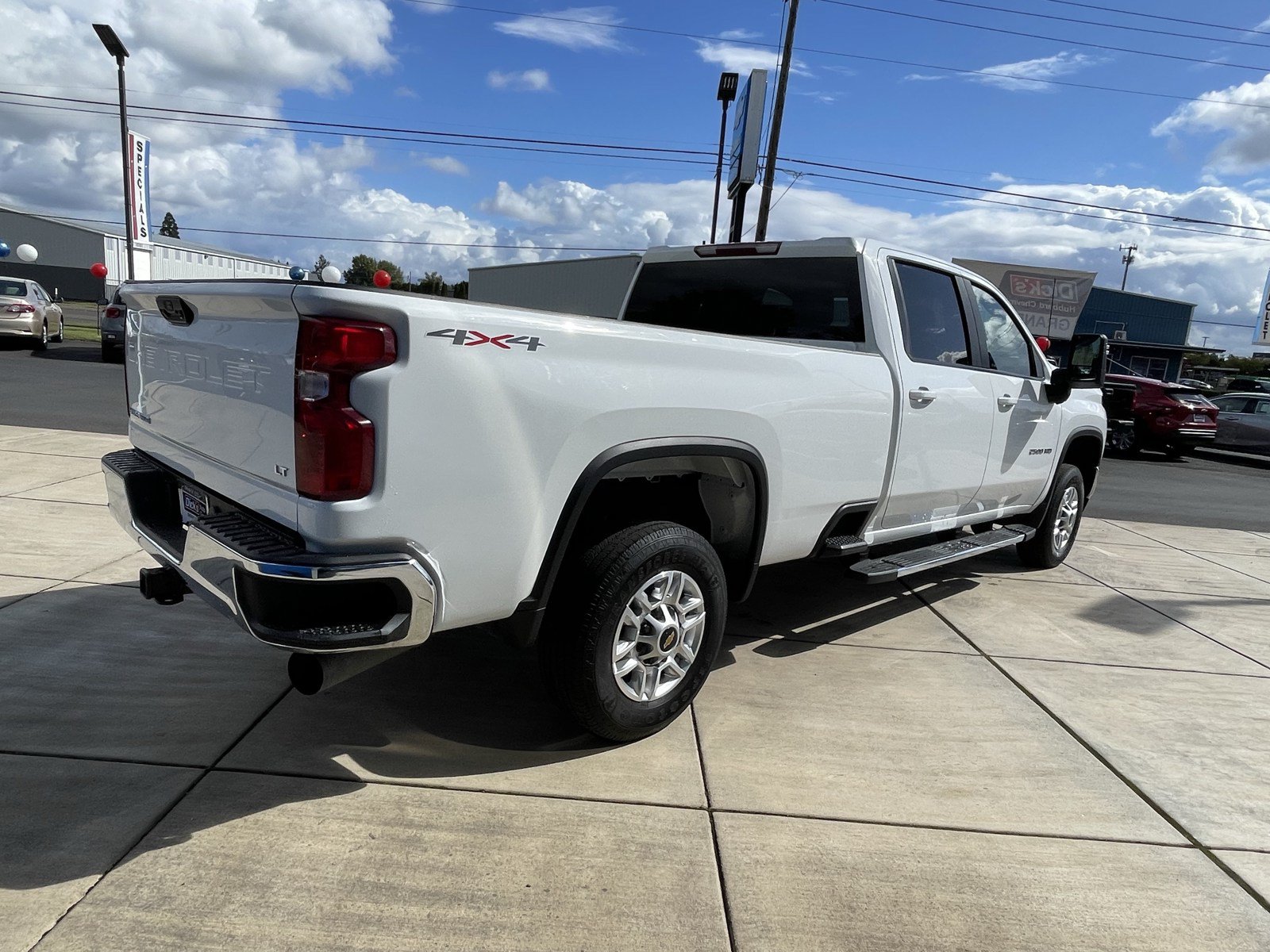 Used 2023 Chevrolet Silverado 2500 LT AWD/4WD image 5