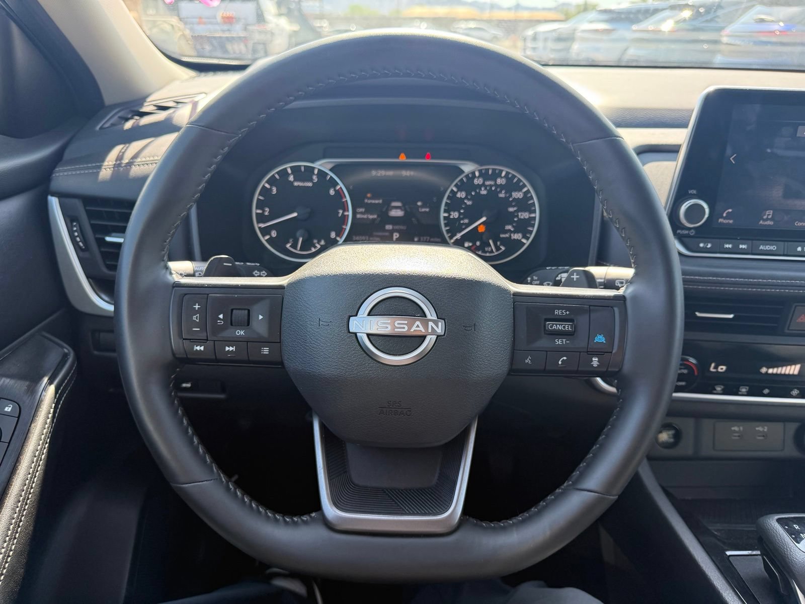 Certified 2025 Nissan Rogue SV FWD image 16