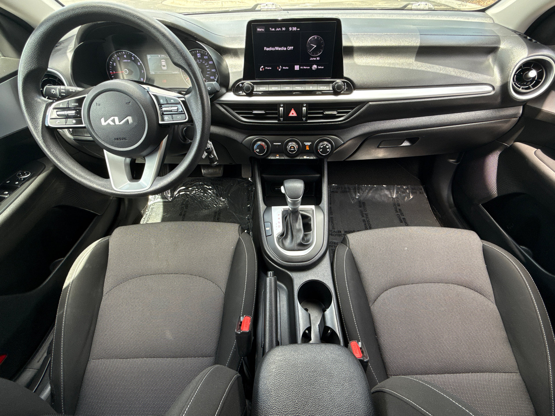 Used 2023 Kia Forte LXS FWD image 17