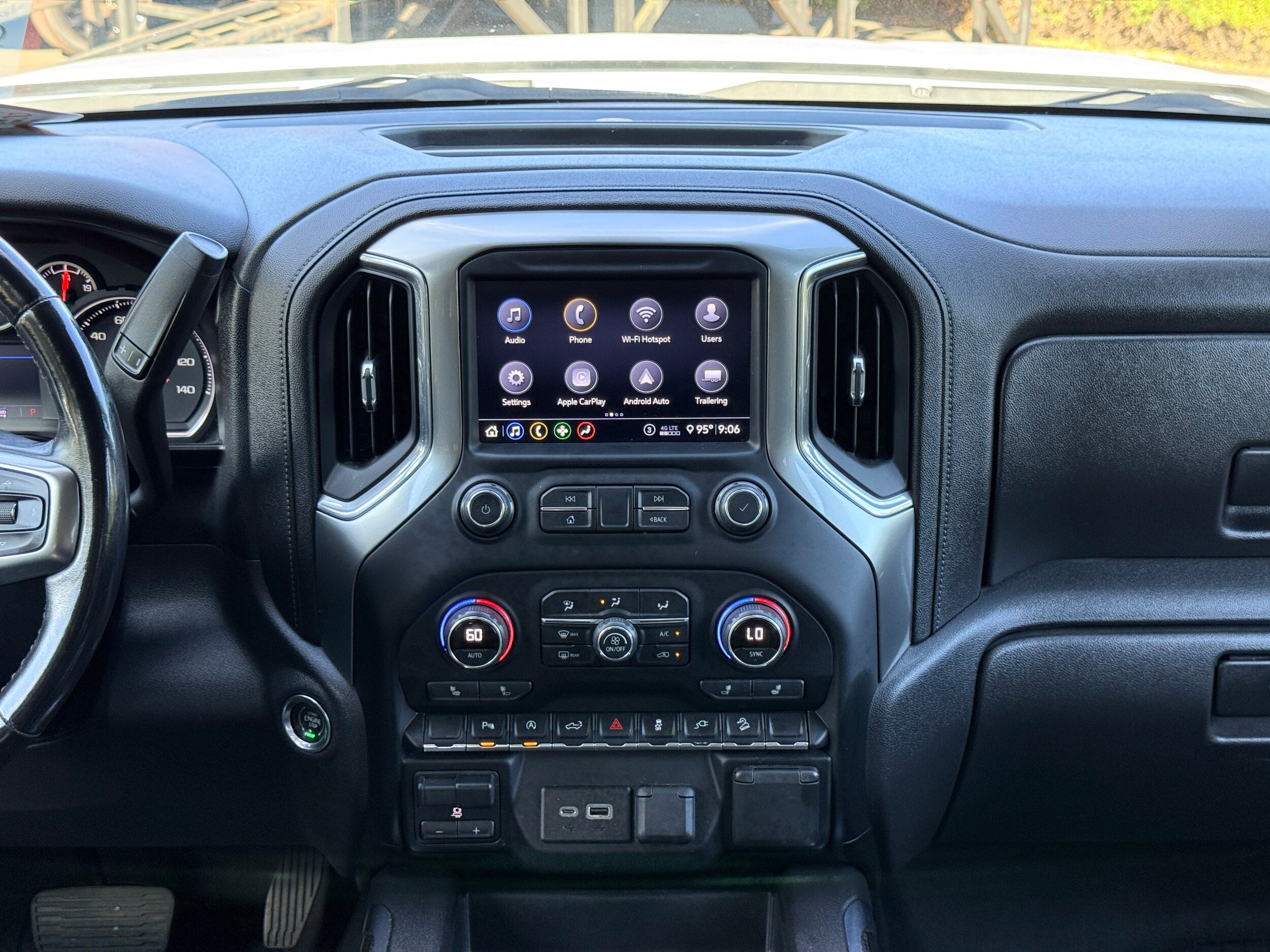 Used 2020 Chevrolet Silverado 1500 LT Trail Boss AWD/4WD image 19