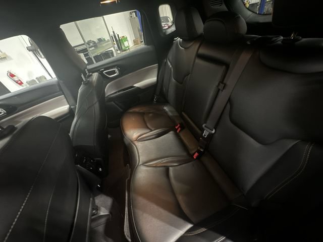 Used 2023 Jeep Compass Limited w/ Elite Group AWD/4WD image 31
