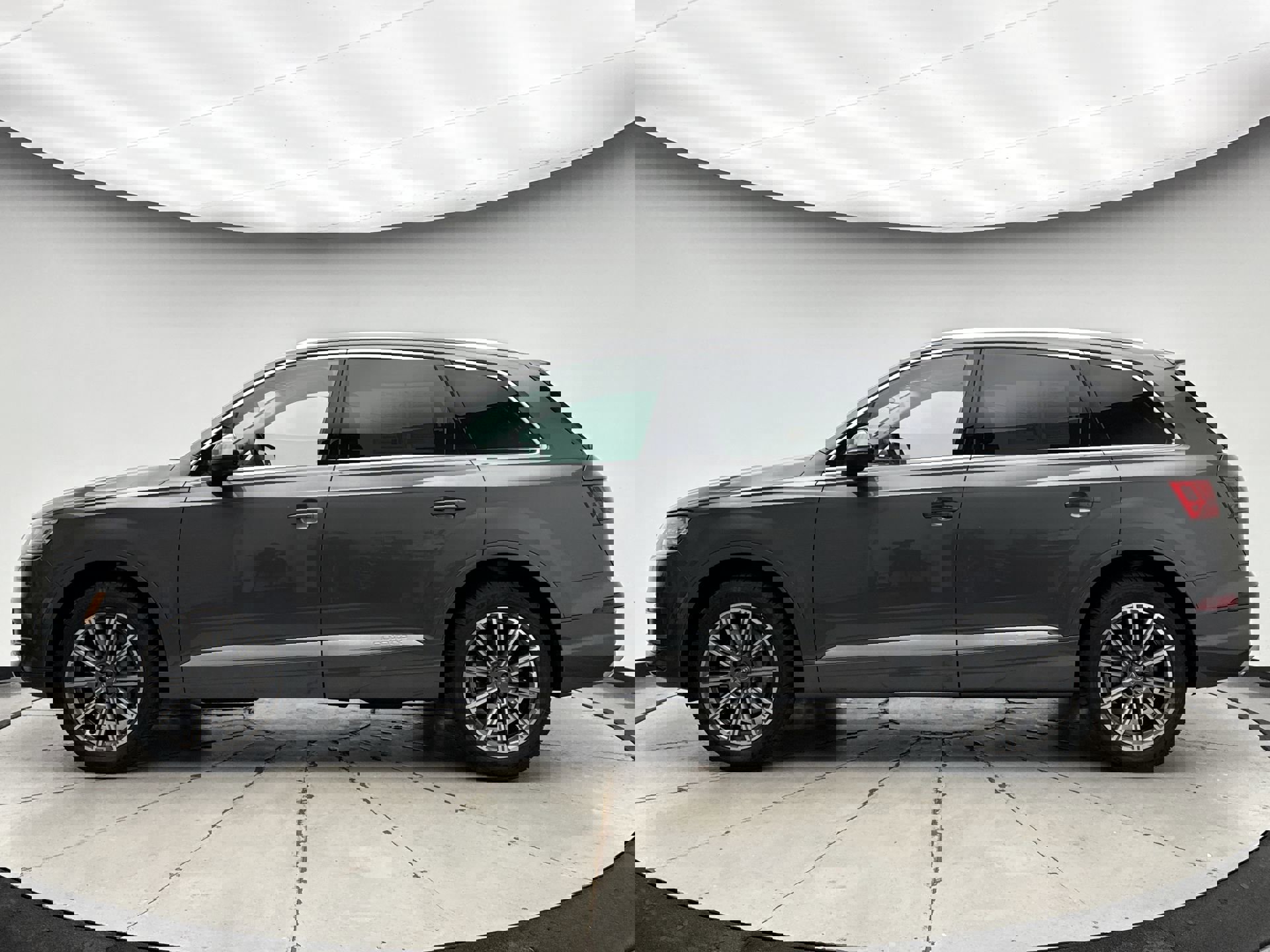 Used 2019 Audi Q7 2.0T Premium Plus w/ Premium Plus Package image 2