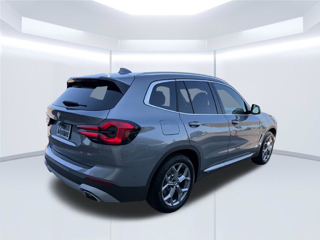 Used 2023 BMW X3 sDrive30i w/ Premium Package RWD image 7