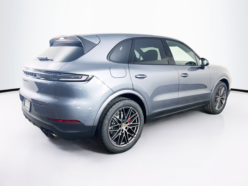 New 2026 Porsche Cayenne S AWD/4WD image 9