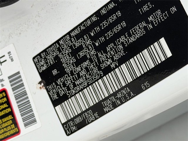 Used 2023 Toyota Highlander LE image 10