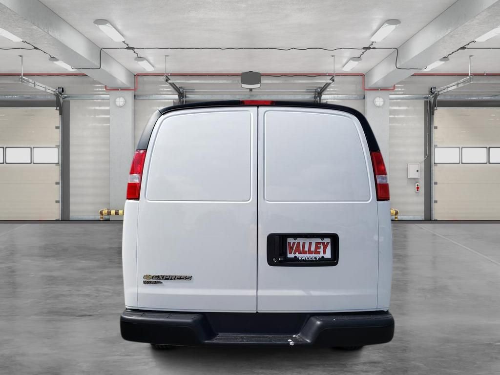 New 2025 Chevrolet Express 2500 w/ Communications Package image 6