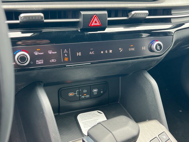 New 2026 Kia Sportage X-Line w/ X-Line Technology Package AWD/4WD image 21