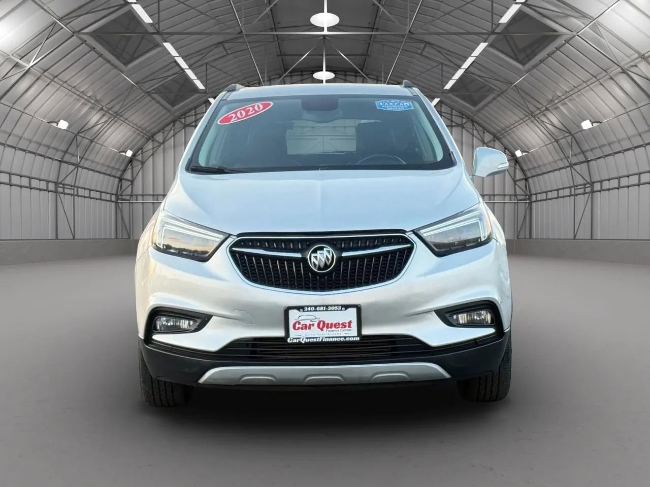 Used 2020 Buick Encore Essence image 2