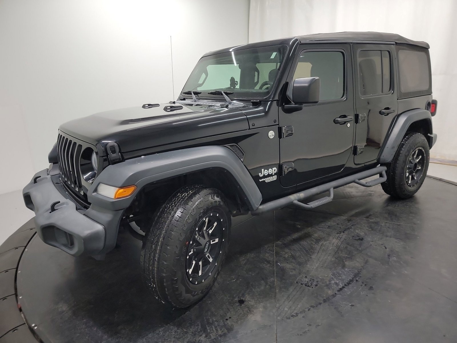 Used 2018 Jeep Wrangler Unlimited Sport video 3