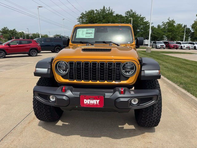 New 2026 Jeep Wrangler Unlimited Rubicon w/ Xtreme 35 Tire Package AWD/4WD image 2