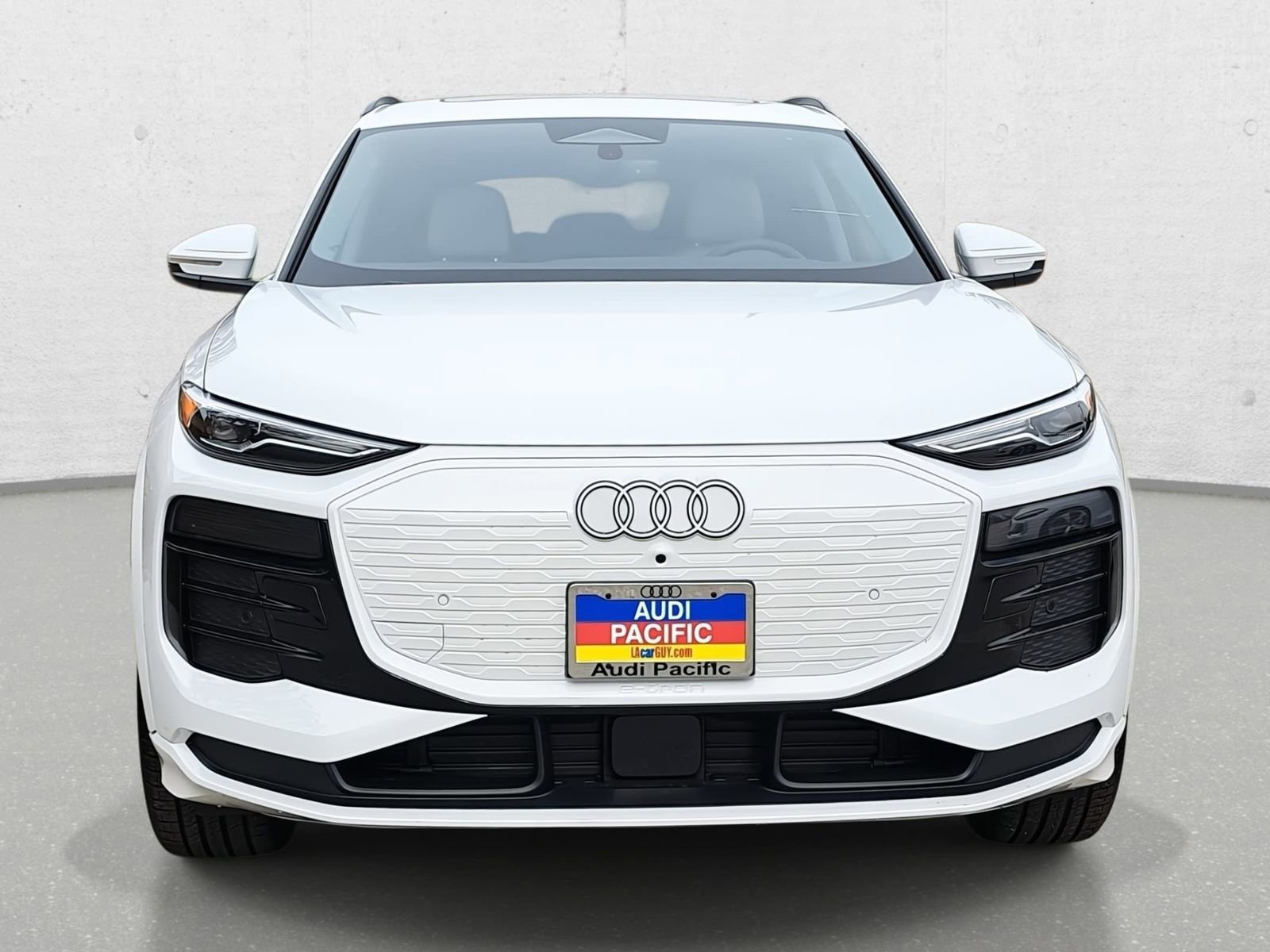 New 2025 Audi Q6 e-tron Premium image 2