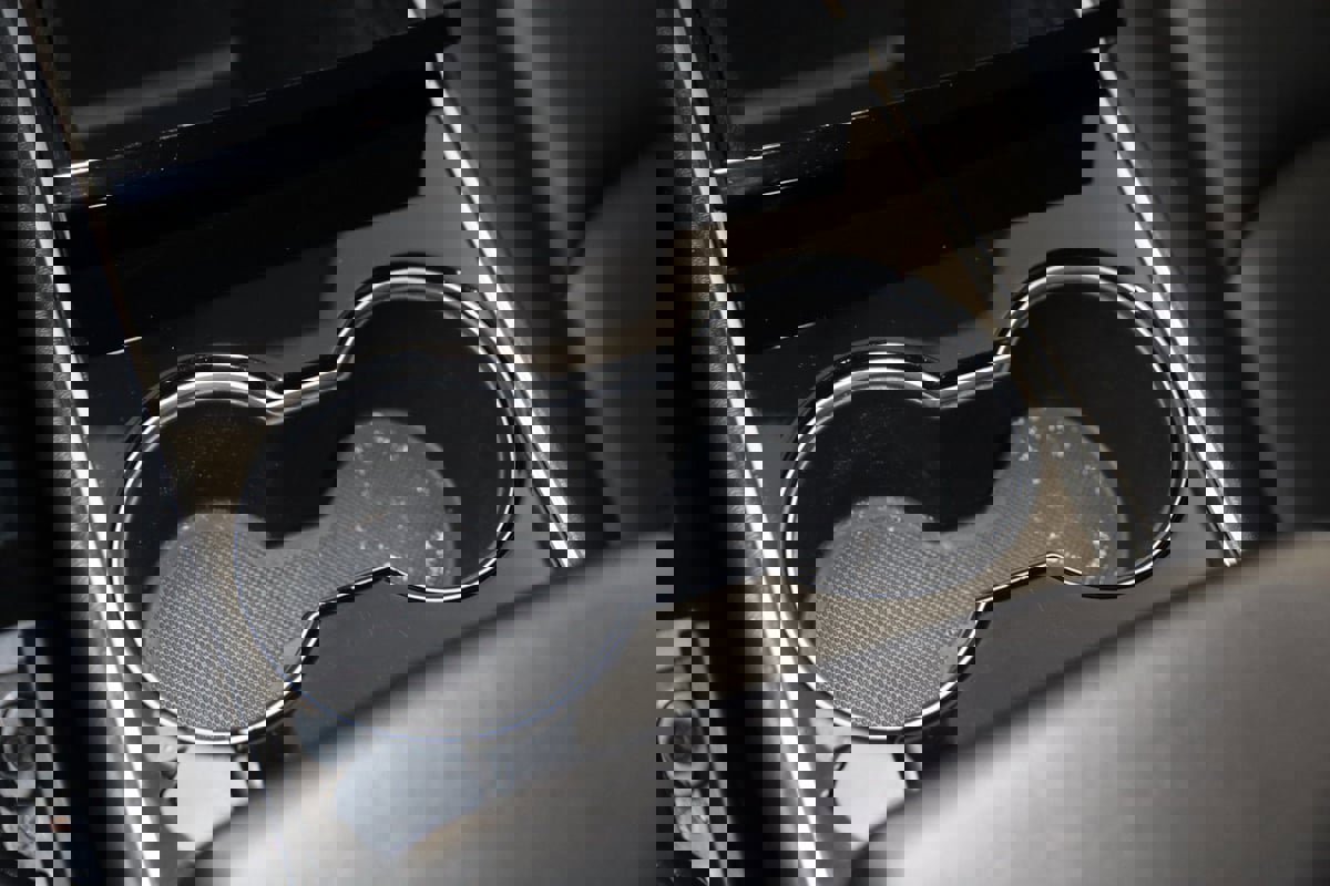 Used 2020 Tesla Model 3 Standard Range image 30