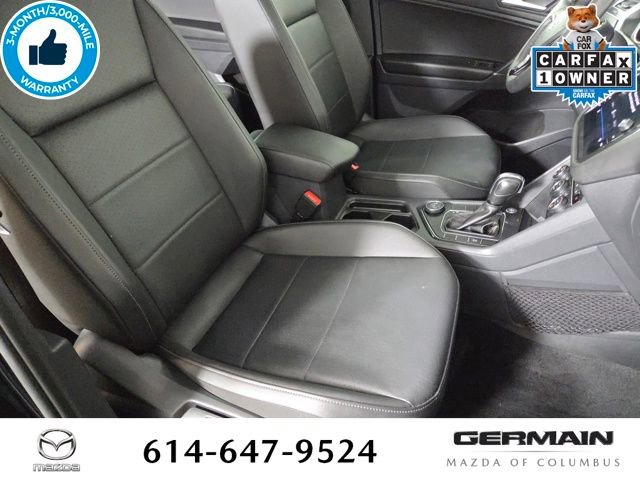 Used 2020 Volkswagen Tiguan SE w/ Panoramic Sunroof Package image 29