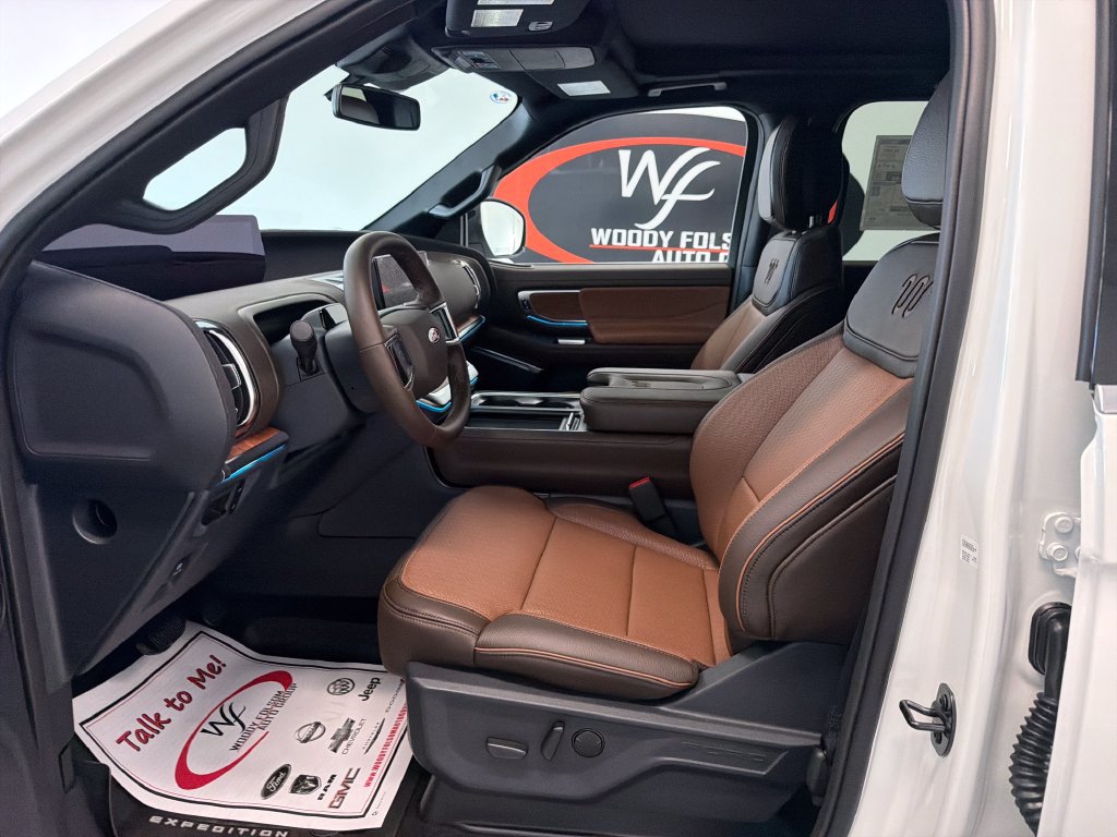 New 2027 Ford Expedition Max King Ranch RWD image 12