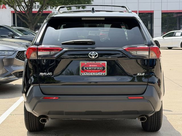 Certified 2022 Toyota RAV4 XLE w/ Convenience Package FWD image 5