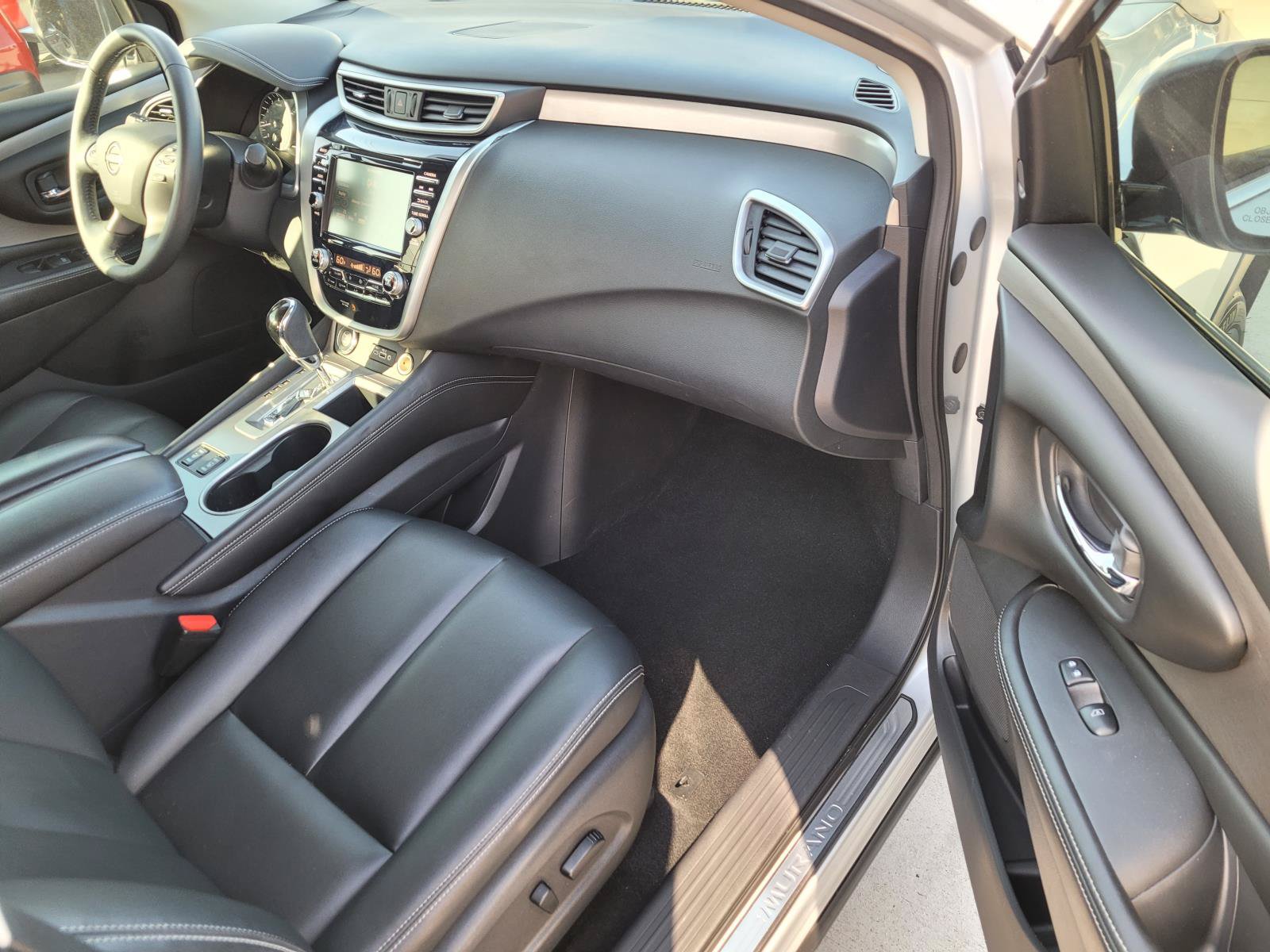 Used 2023 Nissan Murano SV w/ Cargo Package FWD image 23