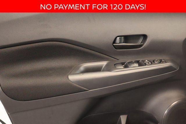 New 2025 Nissan Kicks Play S image 9