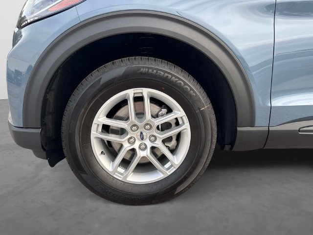 New 2027 Ford Explorer Active RWD image 11