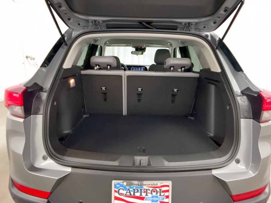 New 2026 Chevrolet TrailBlazer LT w/ Driver Confidence Package FWD image 28