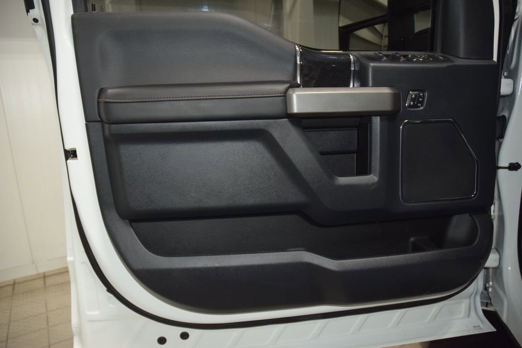 Used 2022 Ford F350 Platinum image 45