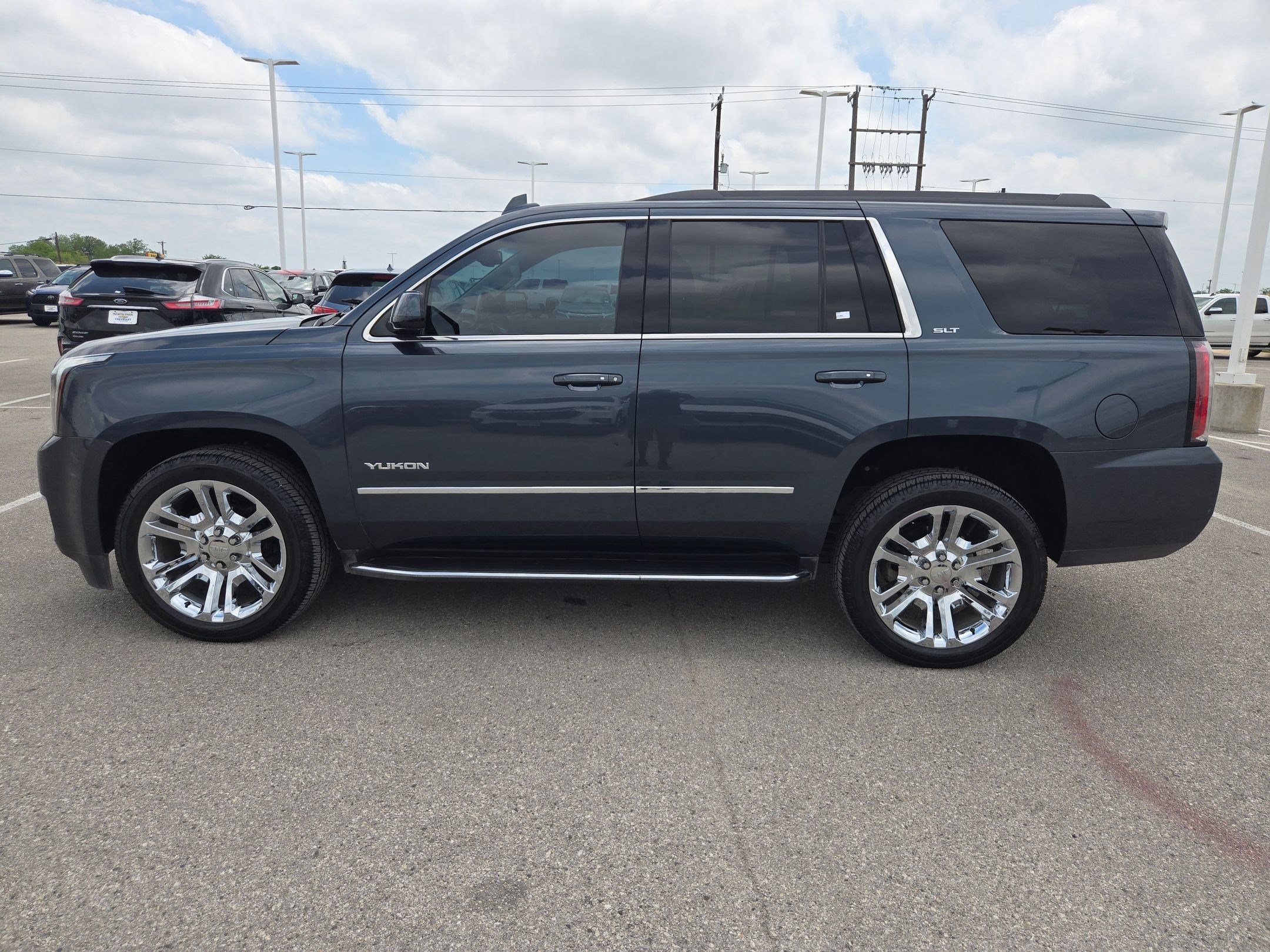 Certified 2020 GMC Yukon SLT w/ Premium Edition RWD image 7