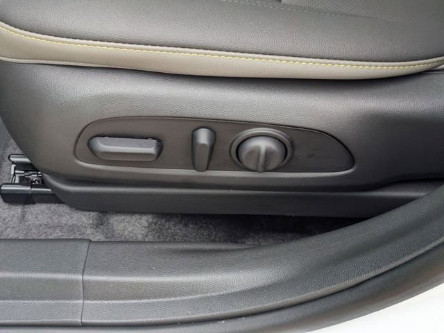 New 2026 Chevrolet Trax ACTIV w/ Sunroof Package image 11