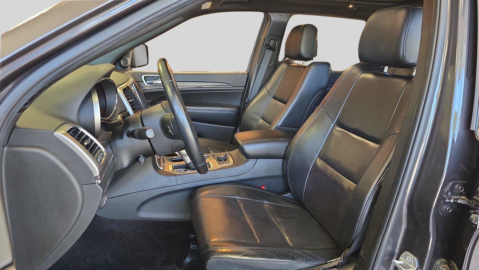 Used 2018 Jeep Grand Cherokee Limited w/ Luxury Group II AWD/4WD image 11