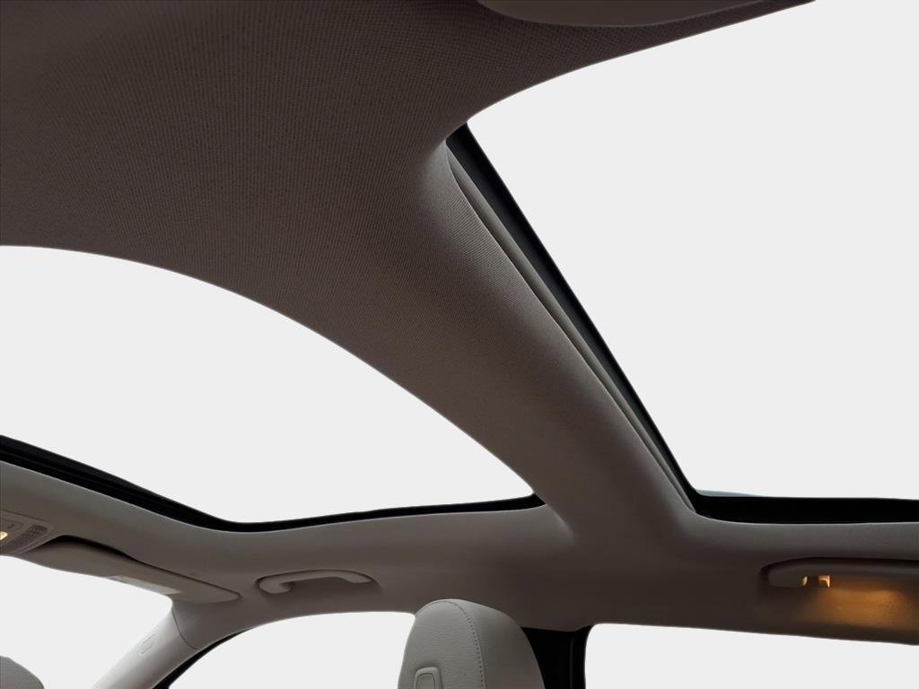 Used 2022 Mercedes-Benz GLB 250 image 12