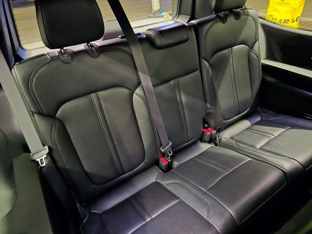 Used 2023 Jeep Wagoneer Series II image 36