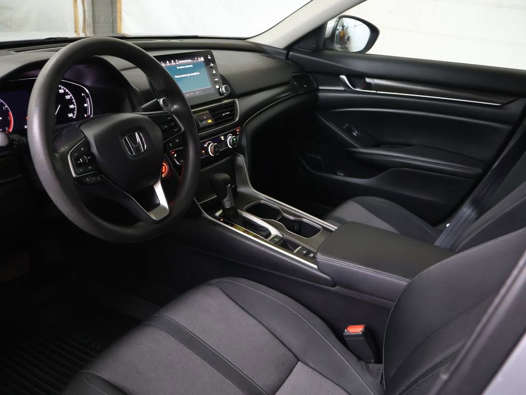 Used 2018 Honda Accord EX image 18