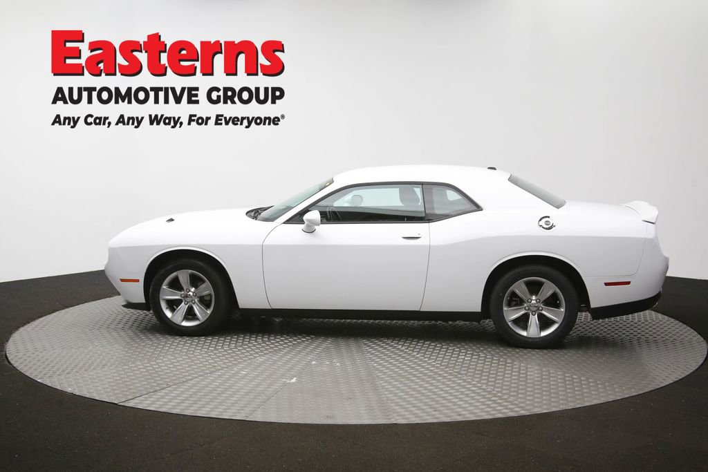 Used 2022 Dodge Challenger SXT image 58