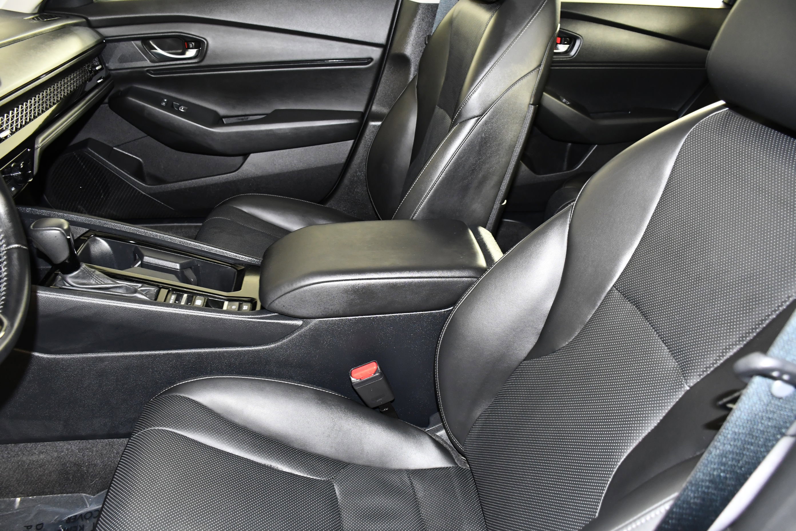 Certified 2025 Honda Accord EX-L image 38