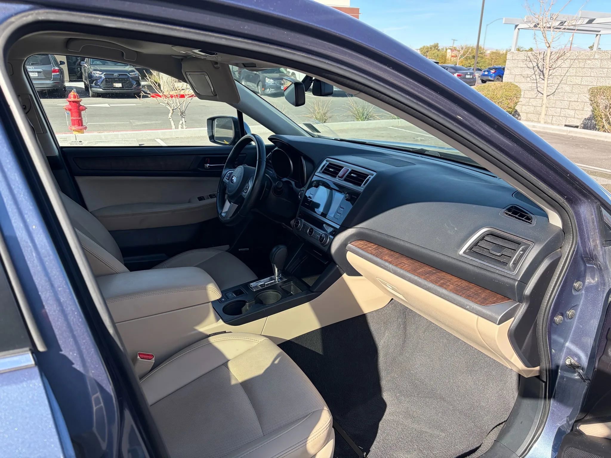 Used 2017 Subaru Outback 3.6R Limited image 12