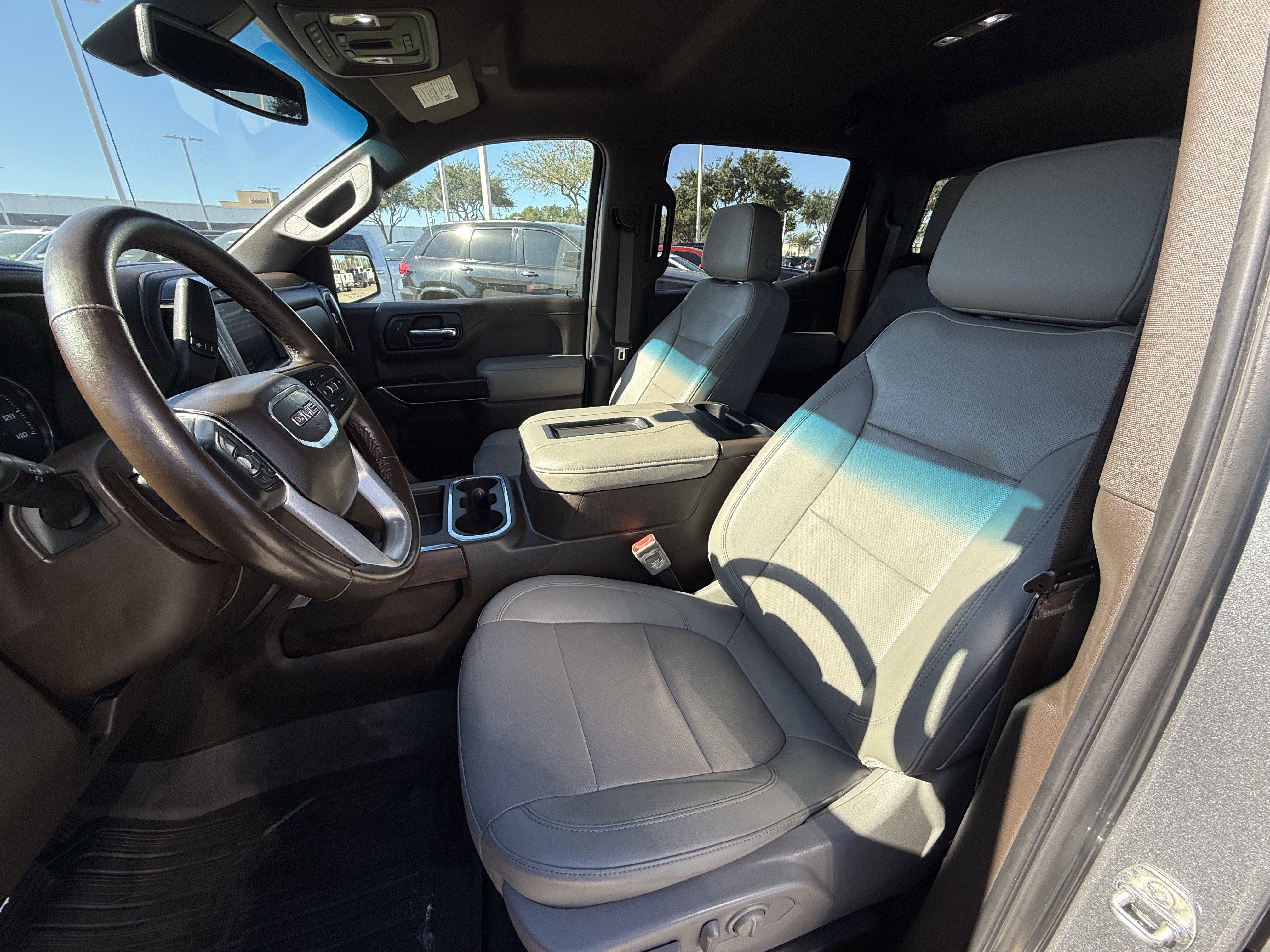 Used 2021 GMC Sierra 1500 SLT image 26