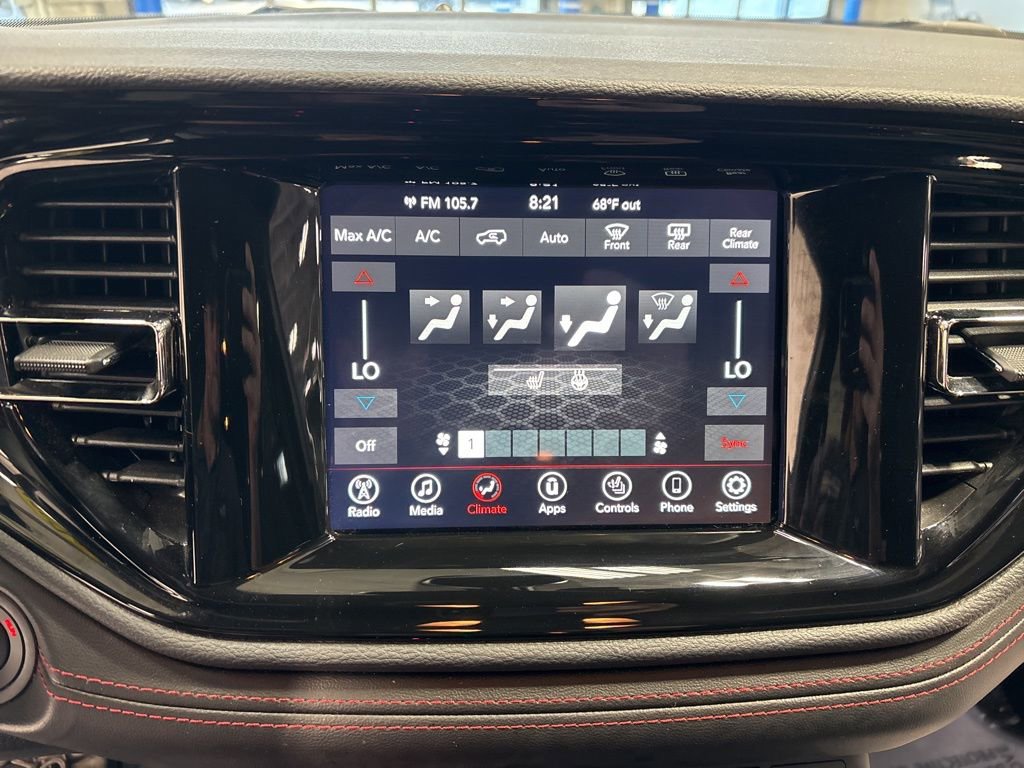 Used 2024 Dodge Durango GT image 17