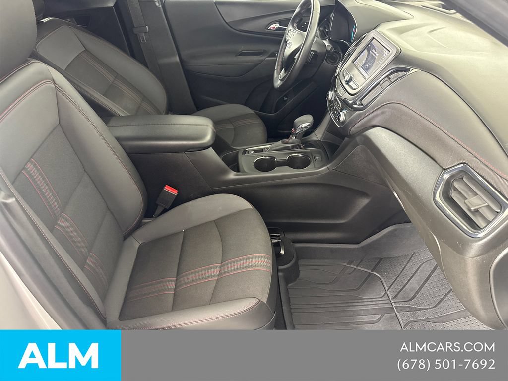 Used 2022 Chevrolet Equinox RS w/ LPO, Floor Liner Package FWD image 16