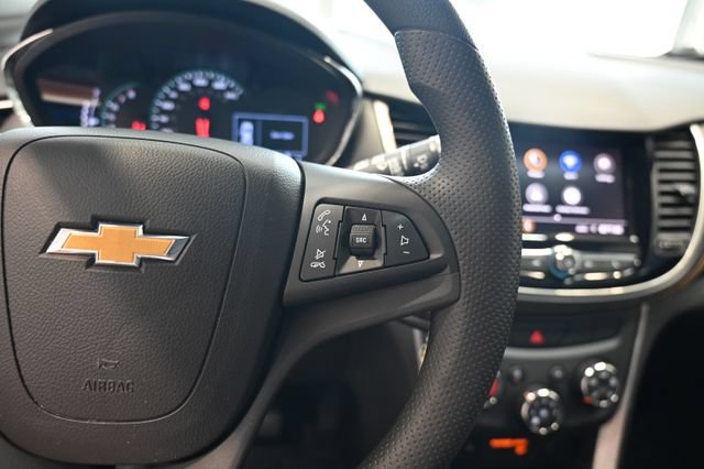 Used 2020 Chevrolet Trax LS AWD/4WD image 20