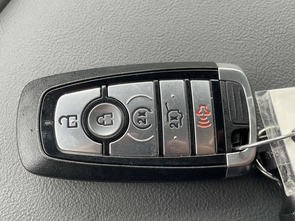 New 2026 Ford Explorer Active w/ Active Comfort Package AWD/4WD image 4