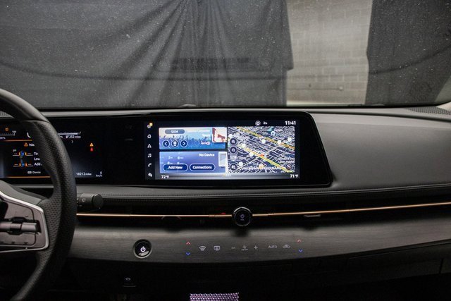 Used 2023 Nissan Ariya FWD image 21