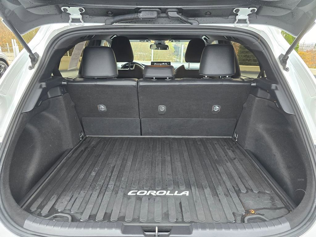 Used 2021 Toyota Corolla XSE image 17