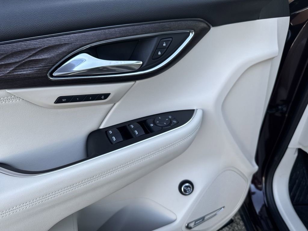 Certified 2023 Buick Envision Avenir AWD/4WD image 10
