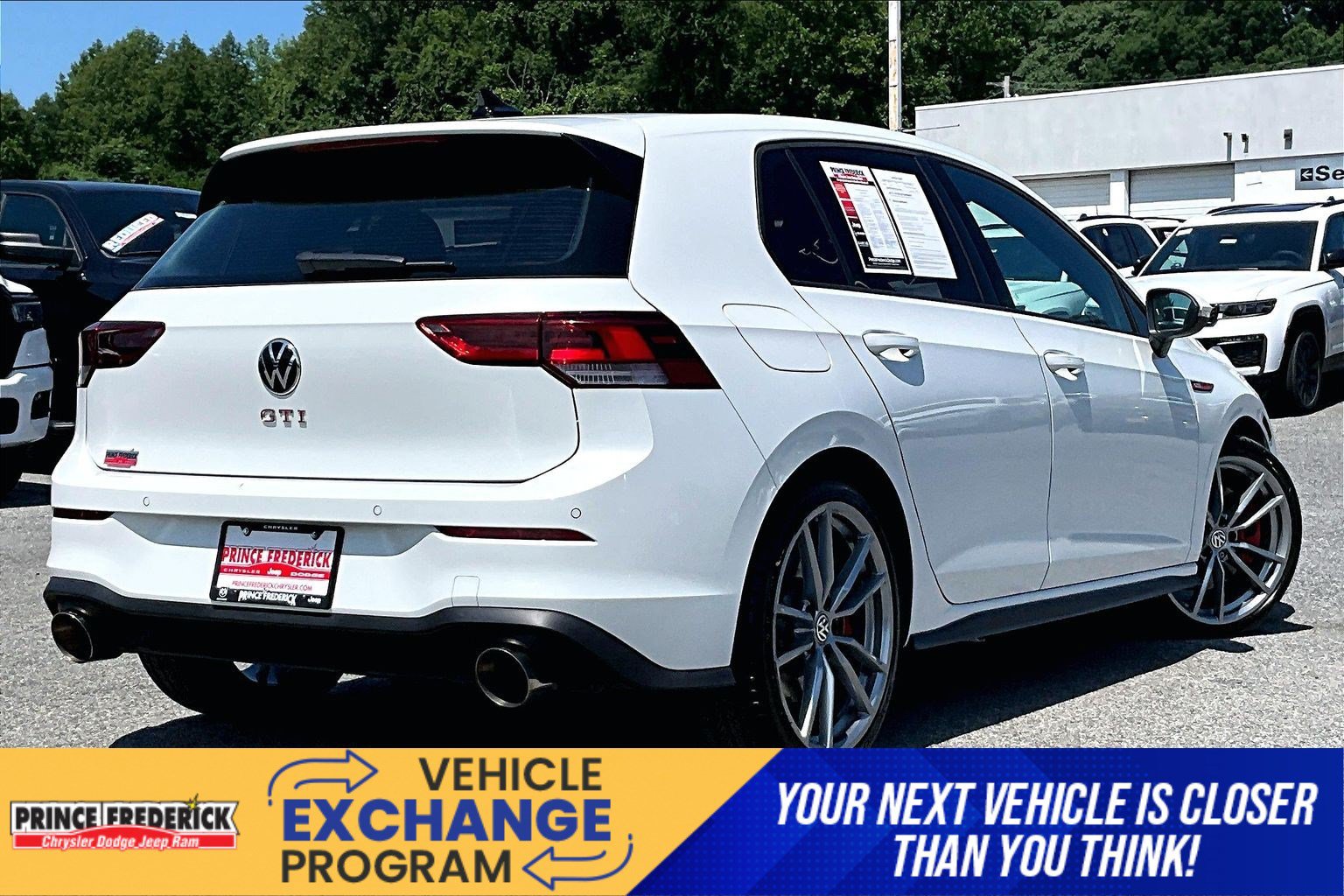 Used 2024 Volkswagen GTI SE FWD image 10