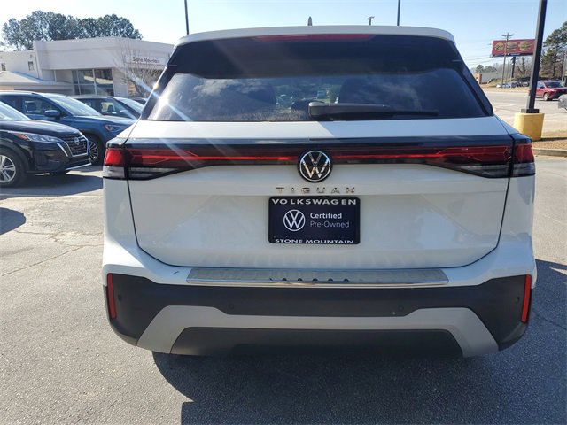 Certified 2025 Volkswagen Tiguan S image 5