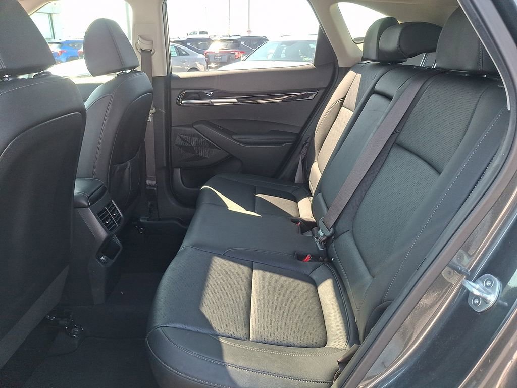 Certified 2023 Kia Seltos SX w/ SX Sunroof Package image 10