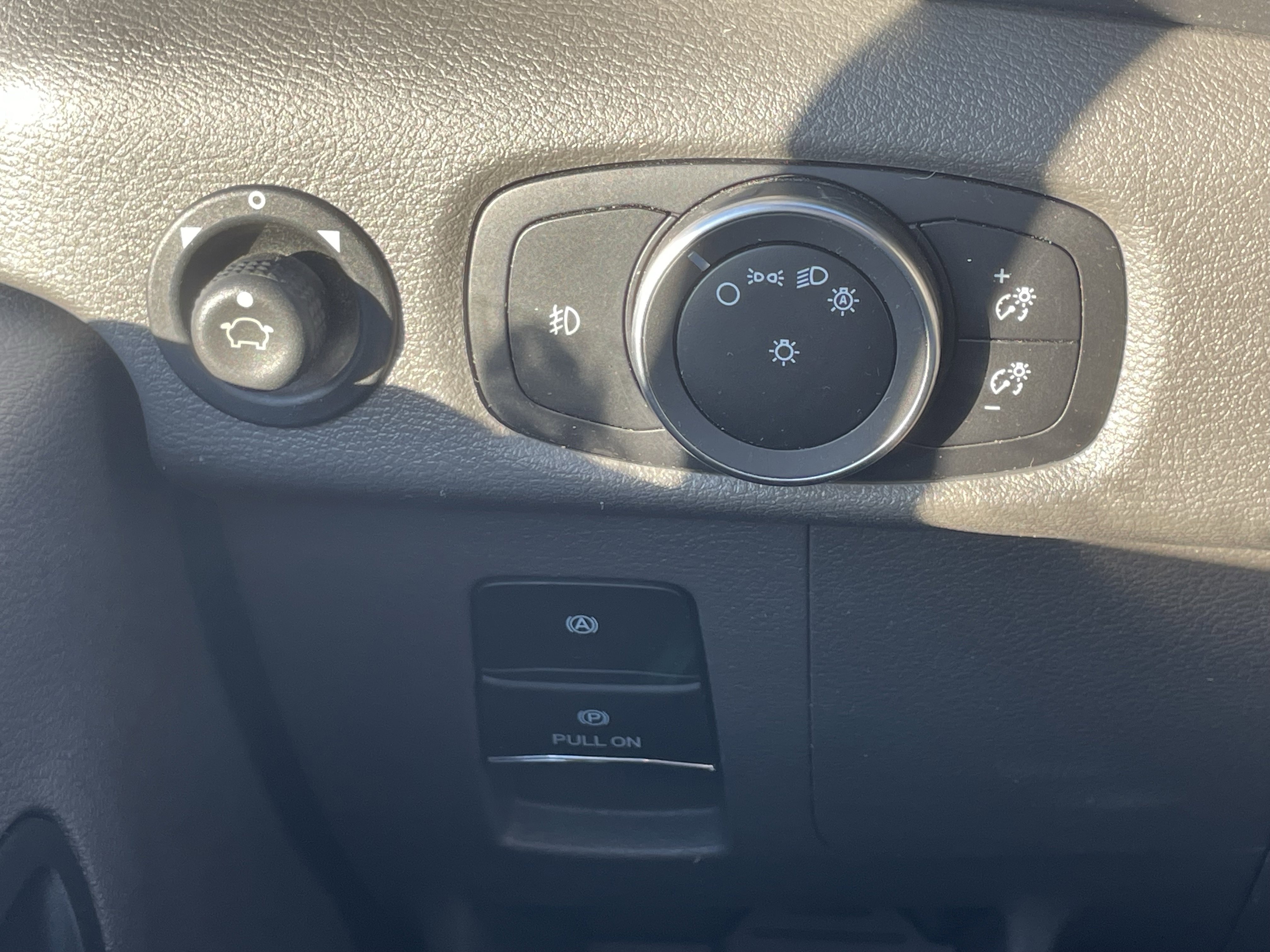 Used 2024 Ford Transit 250 Low Roof w/ Exterior Upgrade Package image 27