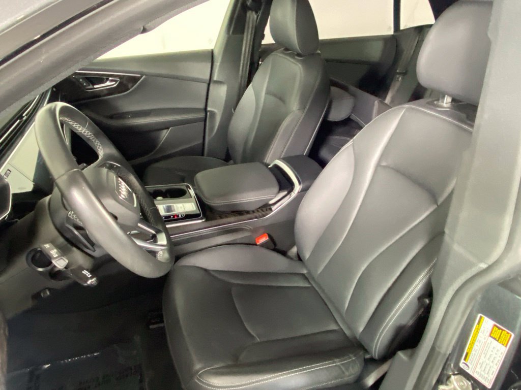 Used 2023 Audi Q8 Prestige w/ Prestige Package AWD/4WD image 12