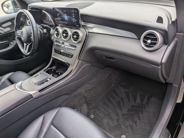 Used 2020 Mercedes-Benz GLC 300 image 19