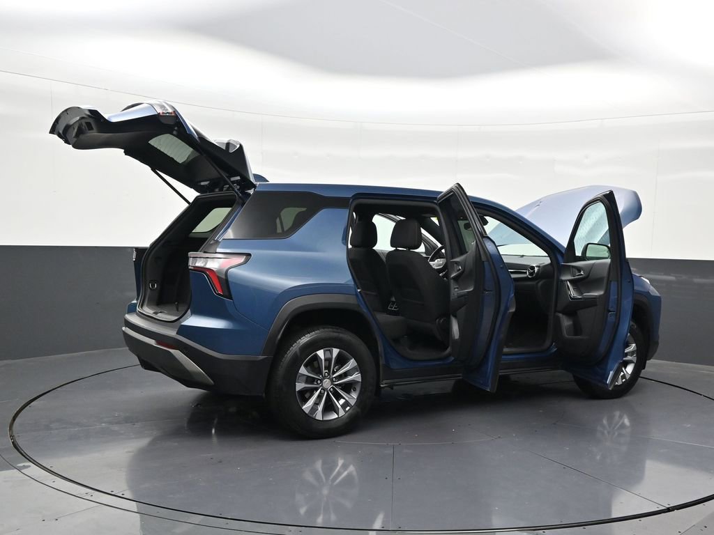 Used 2025 Chevrolet Equinox LT FWD image 35
