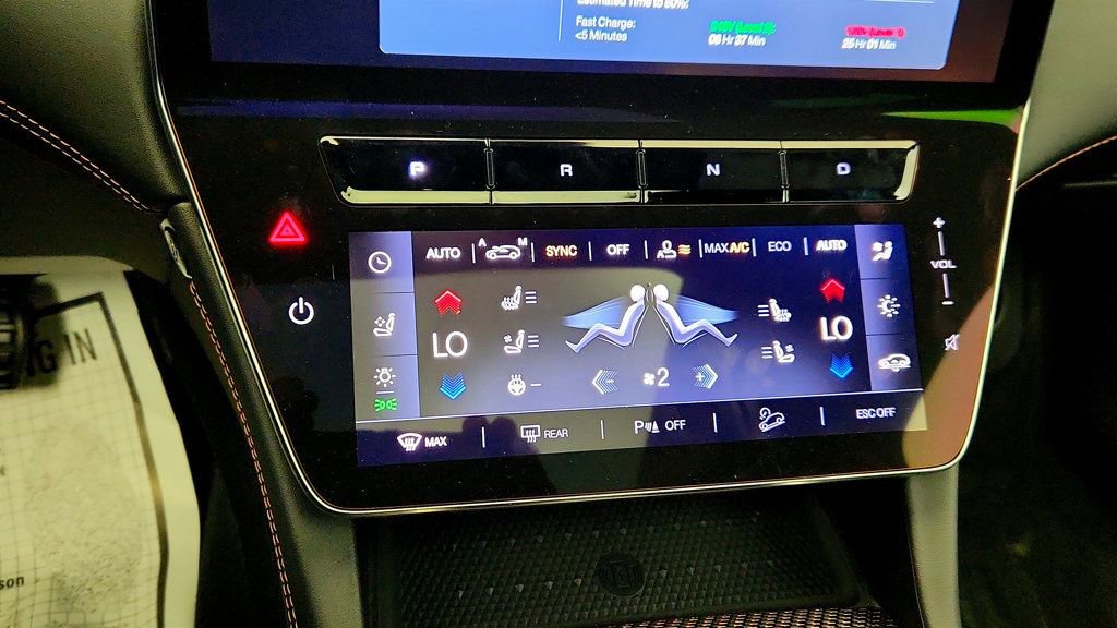 Used 2025 Maserati Grecale Folgore AWD/4WD image 18