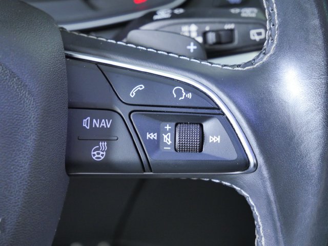 Used 2018 Audi SQ5 Premium Plus w/ Navigation Package AWD/4WD image 31